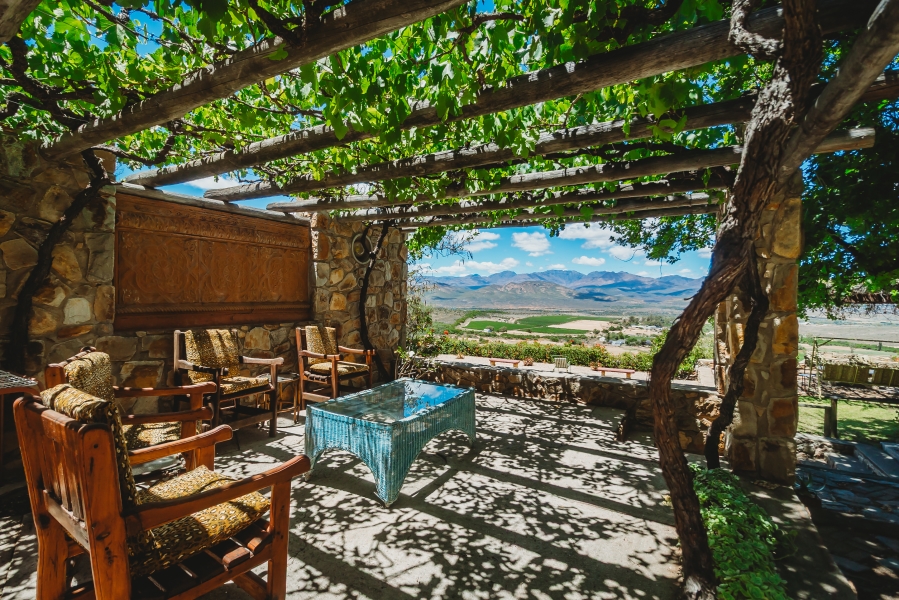 5 Bedroom Property for Sale in De Rust Western Cape